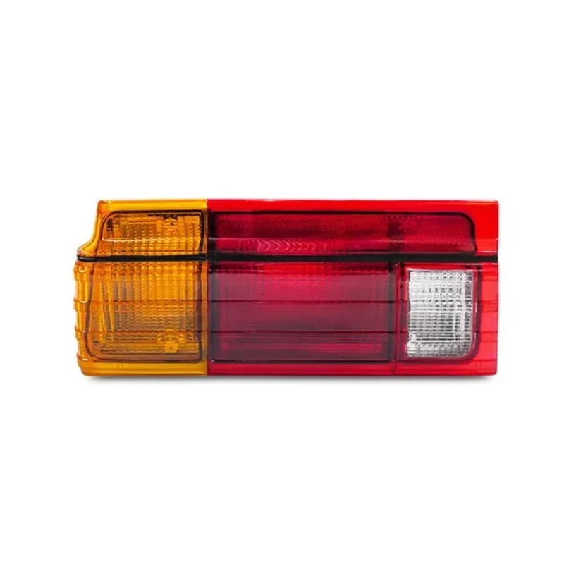 Lanterna Traseira VOLKSWAGEN VOYAGE Lado Esquerdo Tricolor Friso Preto - COFRAN 330740