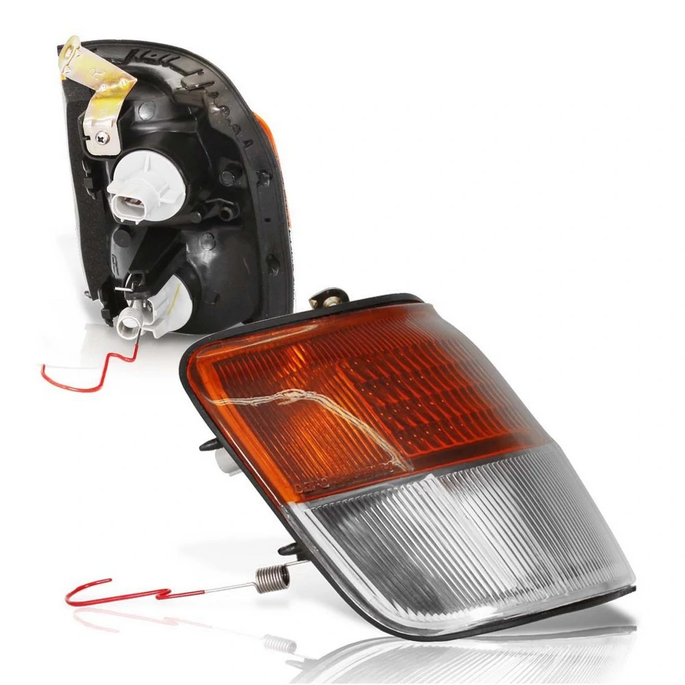 Lanterna Dianteira MITSUBISHI PAJERO Lado Direito Cristal Âmbar Cristal - AUTOMOTIVE IMPORTS ZN1818013