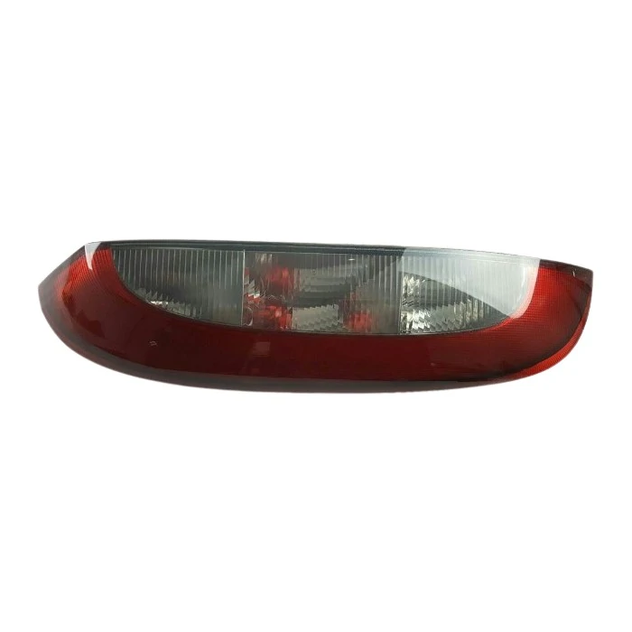 Lanterna Traseira CHEVROLET - GM CORSA Lado Esquerdo Bicolor - AUTOMOTIVE IMPORTS ZN6160055