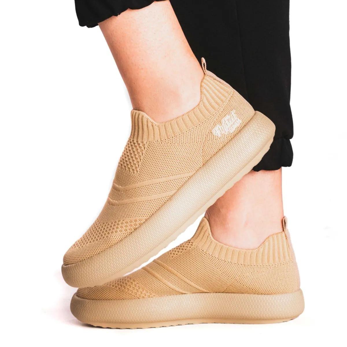 Tênis Ortopédico Flyfeet Nuvem Knit Ortho Pauher - Bege - 42/43