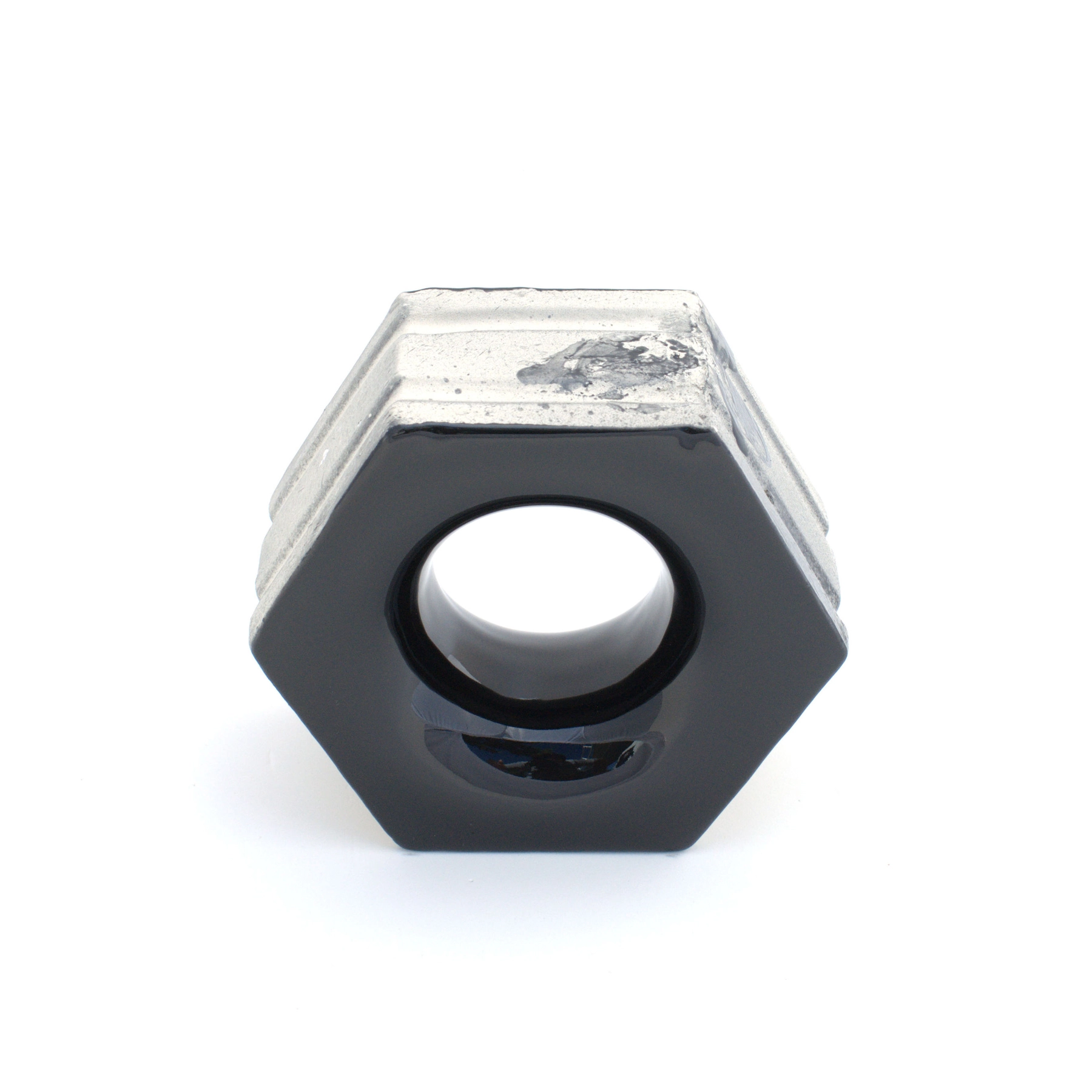 Cobogó Cerâmico Esmaltado 13x16cm Nero Favo Elemento V