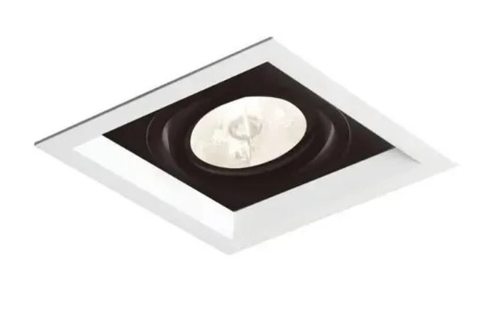 Embutido Par20 Simples Recuado Branco Fundo Preto