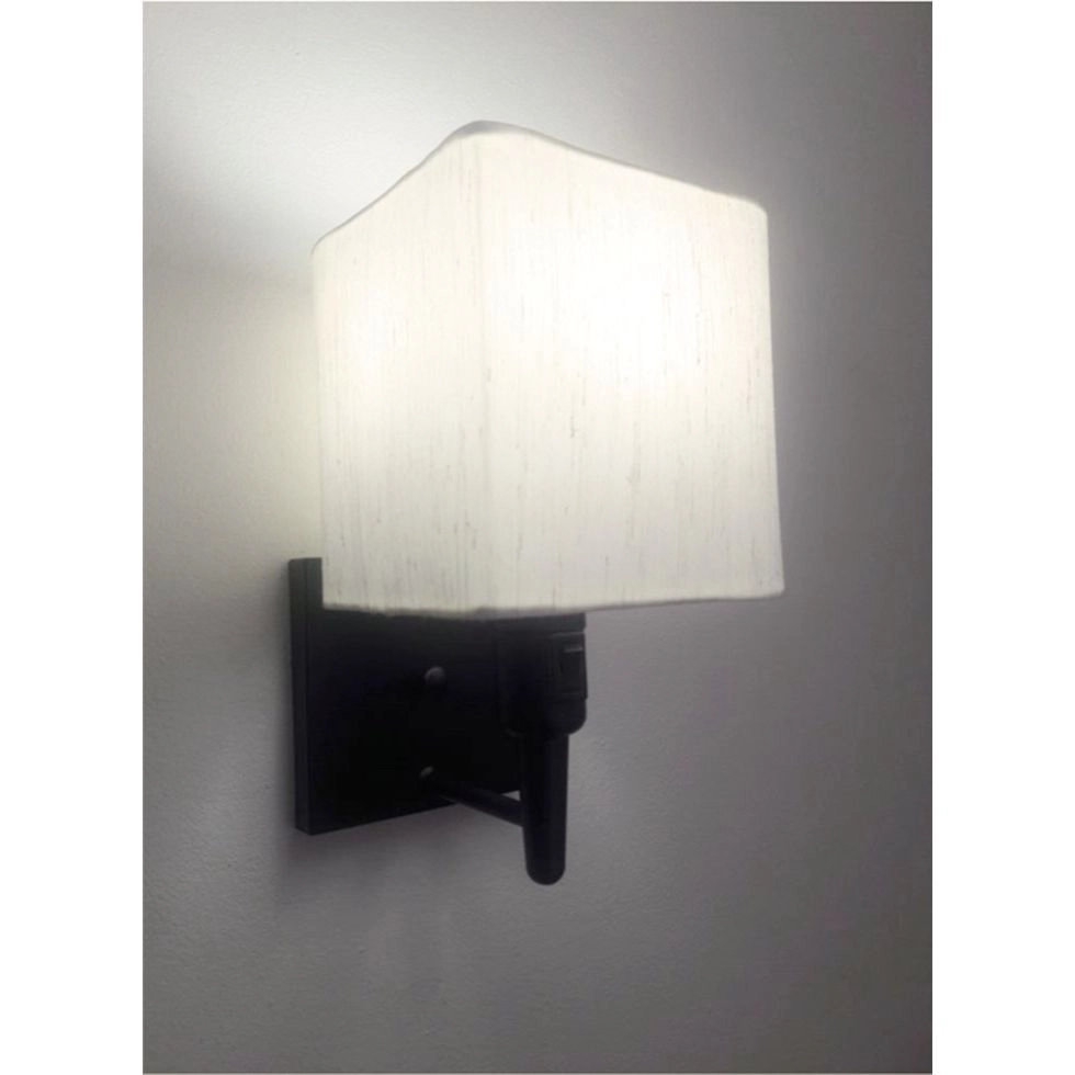 Arandela Quadrada Vivare Md-2019 Base Preto Com Interruptor Cúpula Em Tecido - Bivolt - Preta-linho-bege - 127/220v