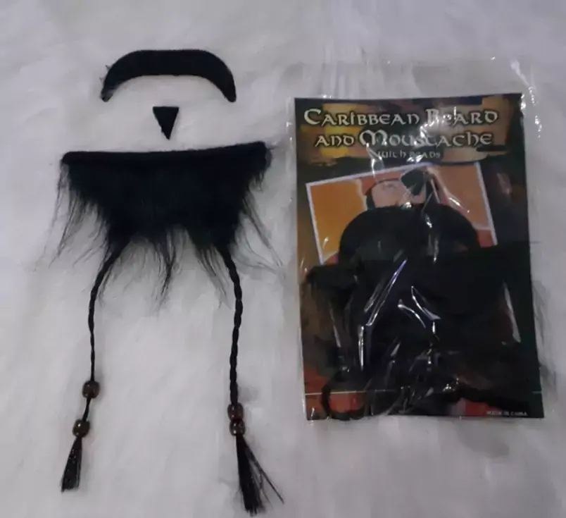 Barba de Pirata com trança e bigode