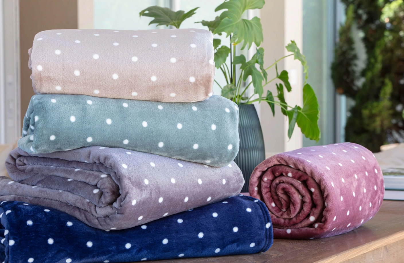 Cobertor Flannel Poa Casal Liso Sort1 180x220cm 70.118.200.183.714 Fatex