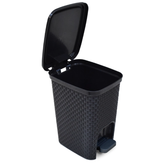 Lixeira 7l Rattan Preta C/ Pedal