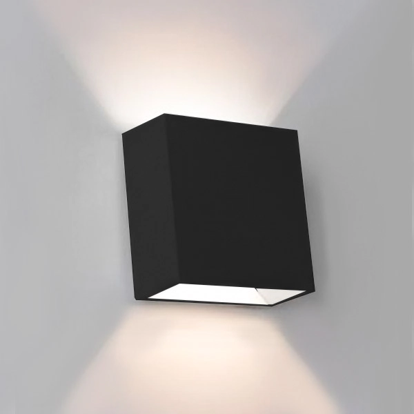 Arandela Quadrada C/2 Fachos Ip65 4w 3000k 260lm Preto-astraled