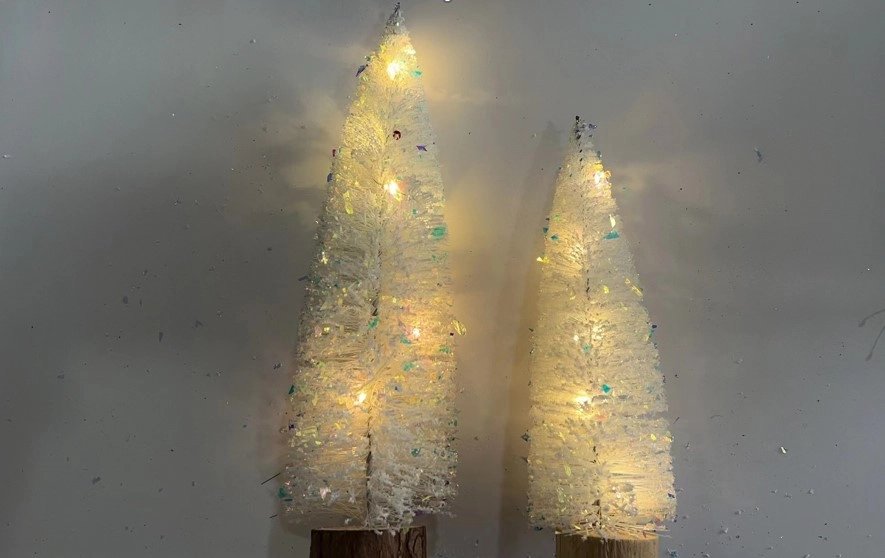 Enfeite Mesa Arvore Natal Branca Led 8x25cm Wf1625 Rio Master