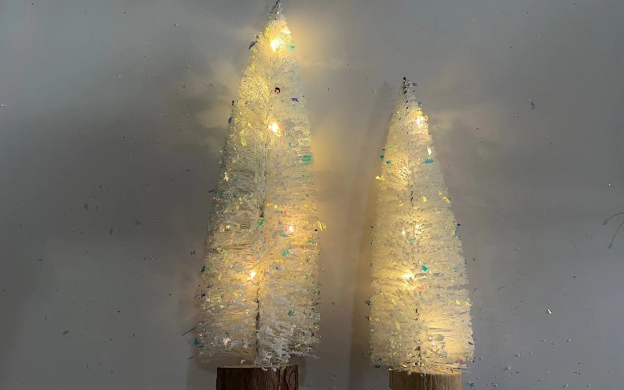 Enfeite Mesa Arvore Natal Branca Led 10x30cm Wf1626 Rio Master