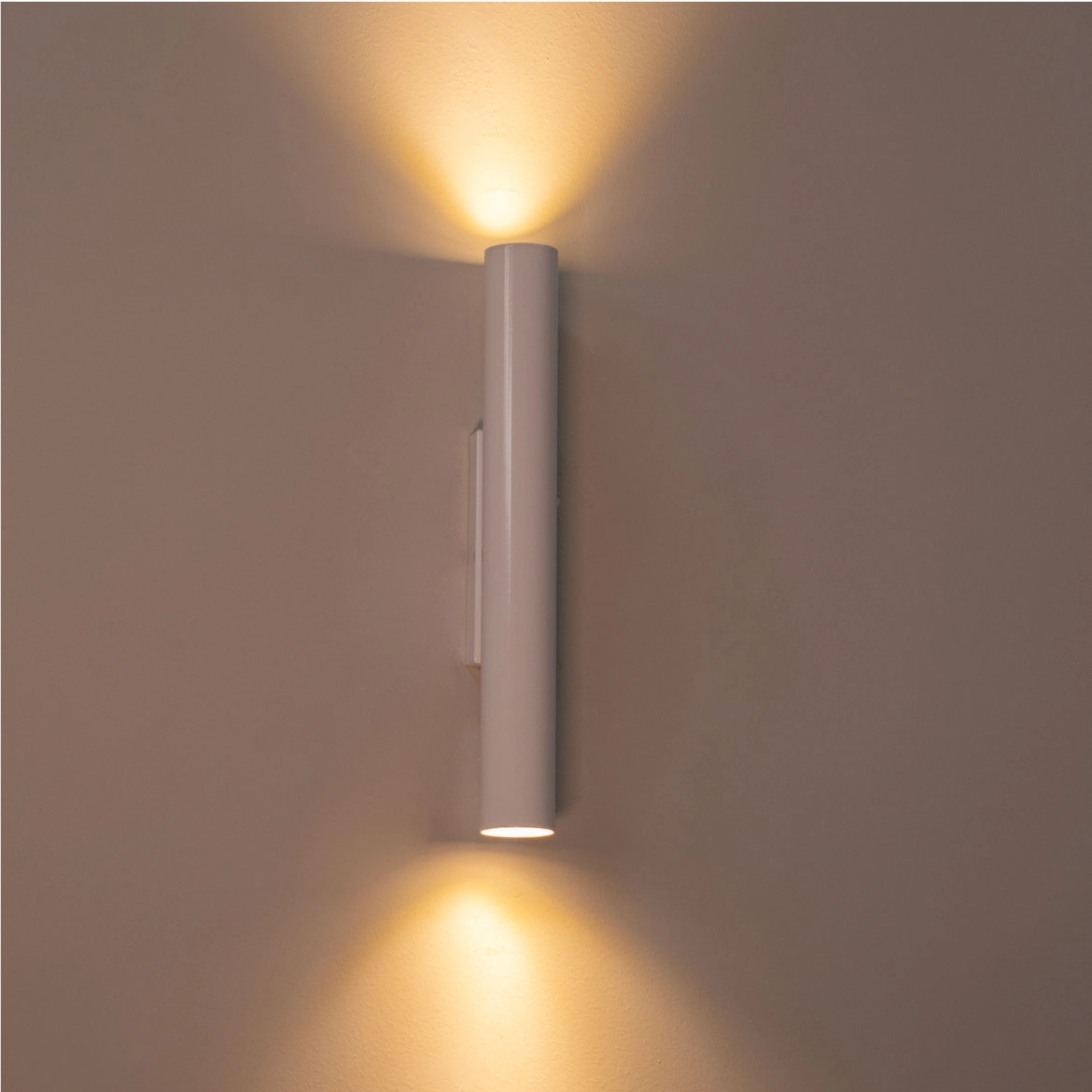 Arandela Tubo Cilindro Branca 30cm 2 Fachos + 2 Led Mr11 Br.quente St2773
