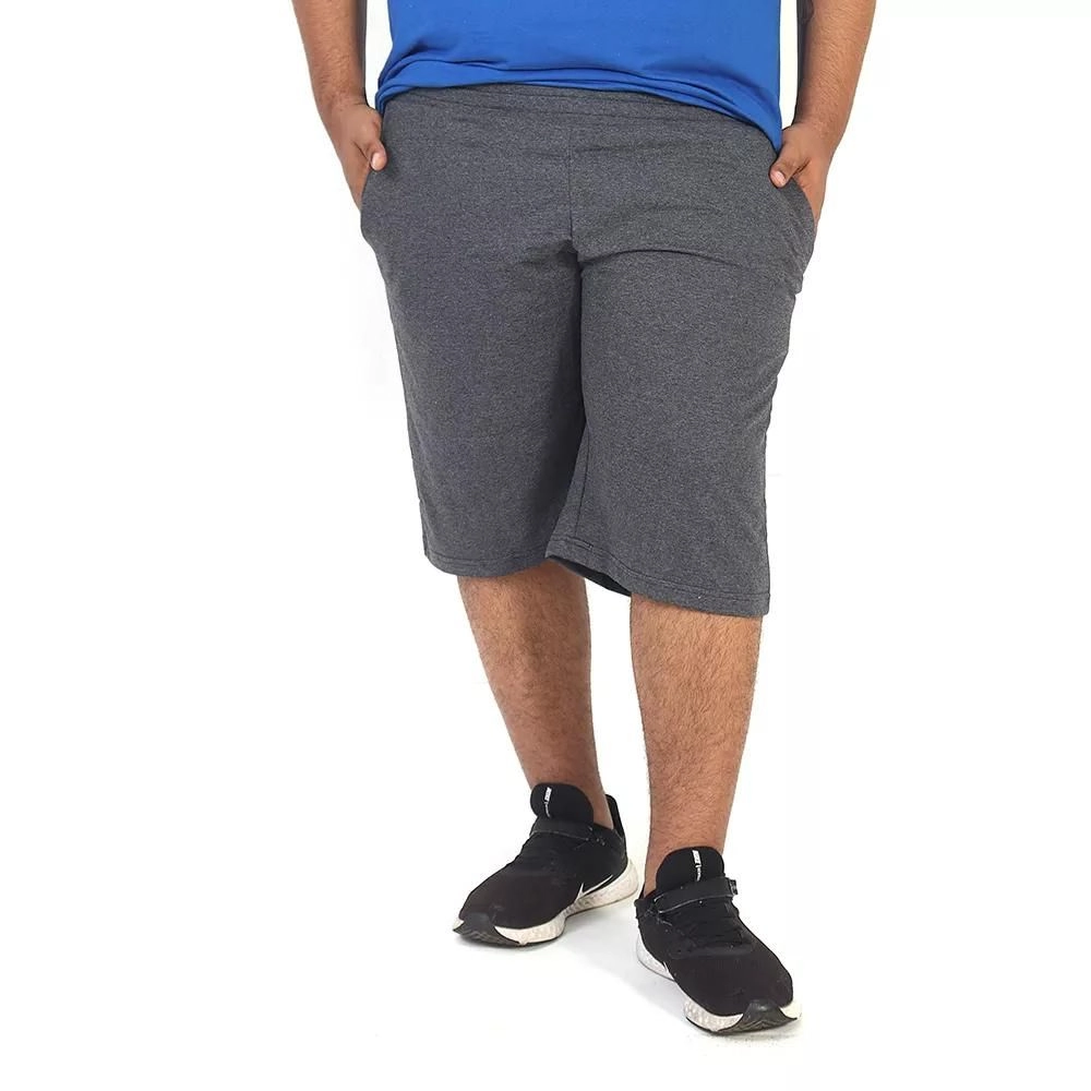 Bermuda Moletom Masculina Básica Plus Size Cor Chumbo Tamanho M
