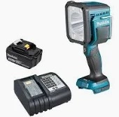 Lanterna Led A Bateria 18v Makita Dml812 Com Bateria 18v 5ah Com Carregador Bi-volt E Bolsa