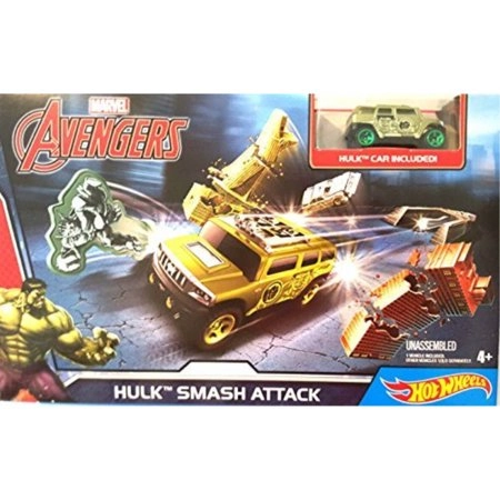 Hot Wheels Marvel Adventure Track Set Styles May Vary
