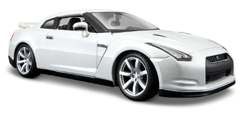 Red 2009 Nissan Gt R 1:24 Die Castanha Car