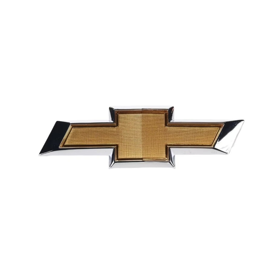 Emblema do Porta-malas (Gravata Dourada) CHEVROLET - GM SONIC - GENERAL MOTORS 95019522