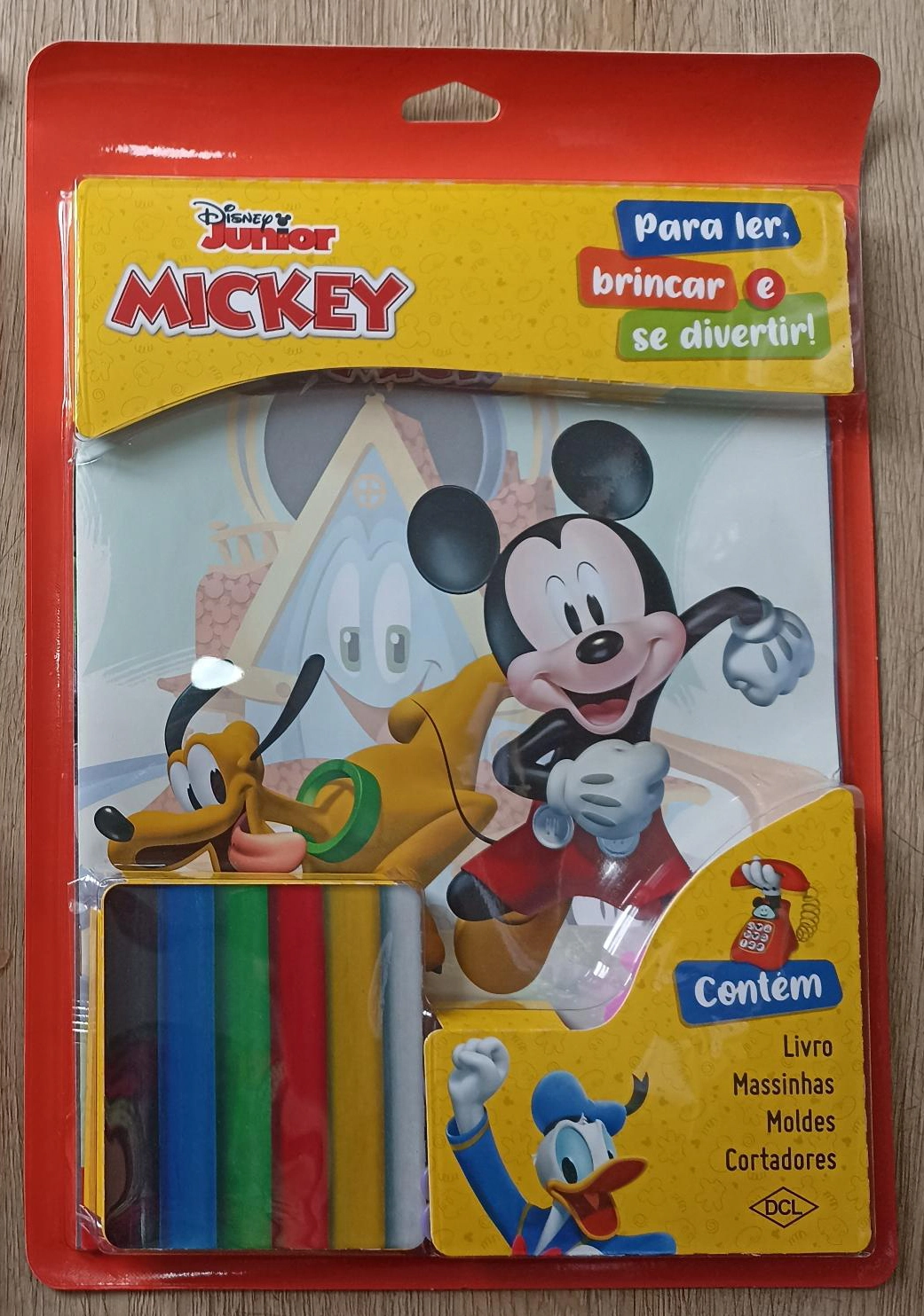Livro Disney Massinha Divertida Mickey D8113 Dcl