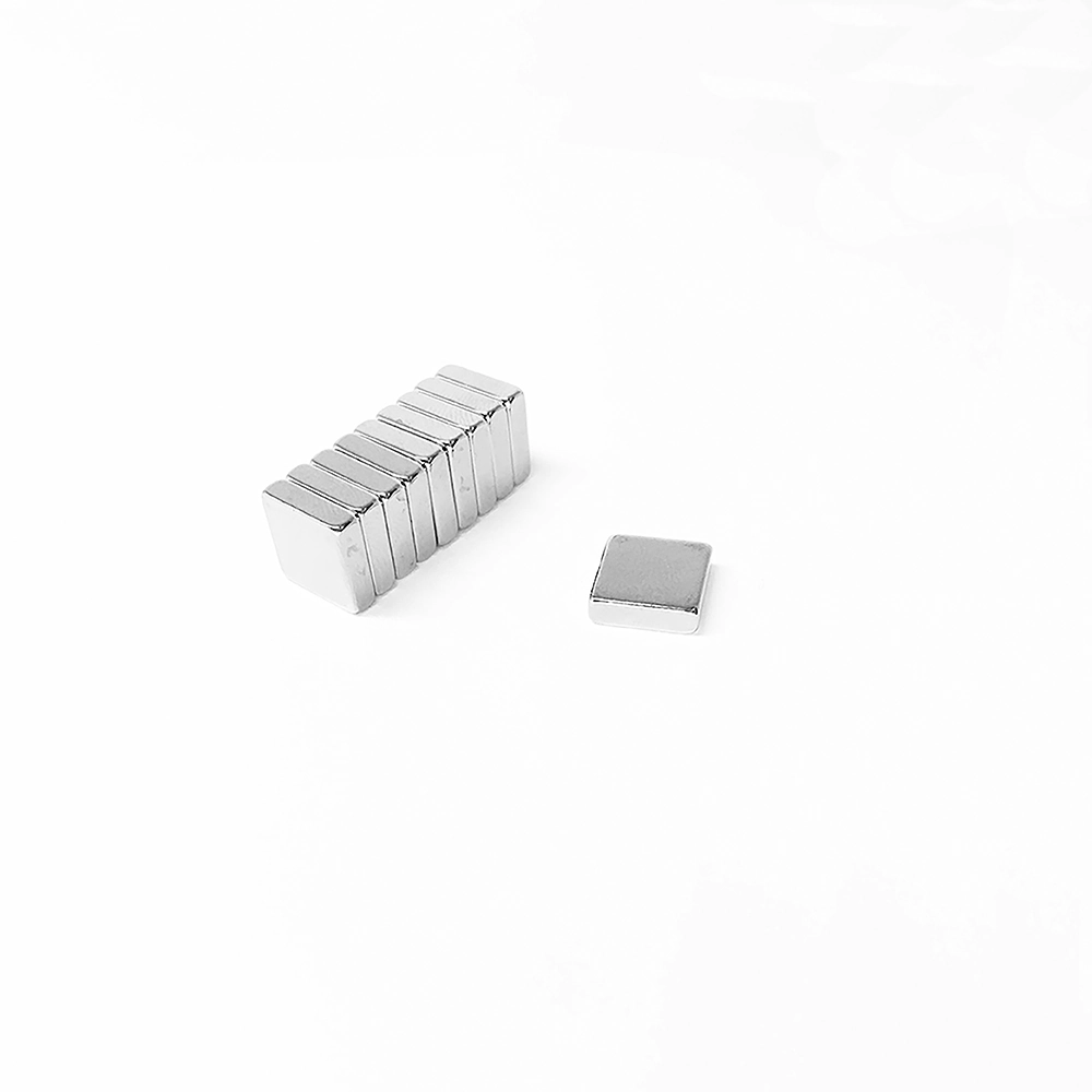 Imã Neodímio 10x10x3 mm 100 Unidades